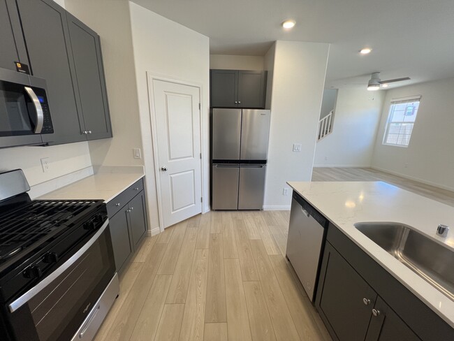 Building Photo - 3545 Via Aurelia Ln