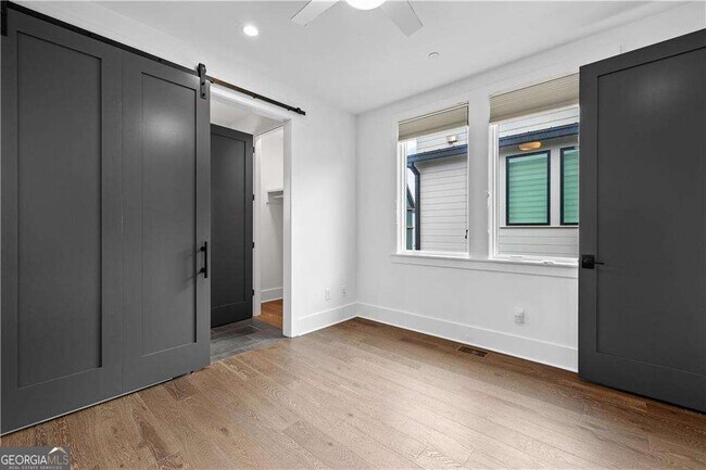 Building Photo - 255 High St