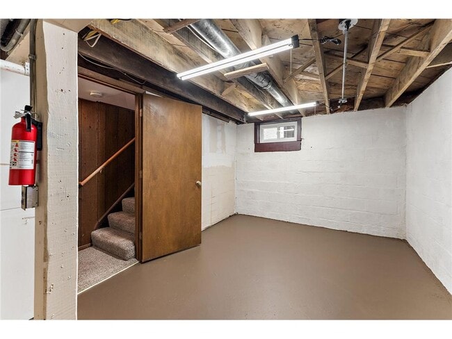 Building Photo - 5317 Abbott Ave S