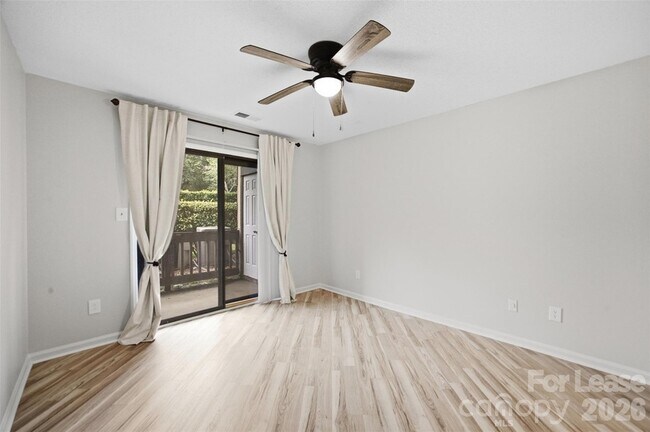 Building Photo - 8157 Cedar Glen Dr