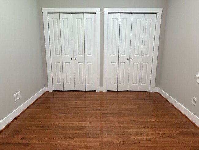 Building Photo - For Rent - Beautiful South Nashville House