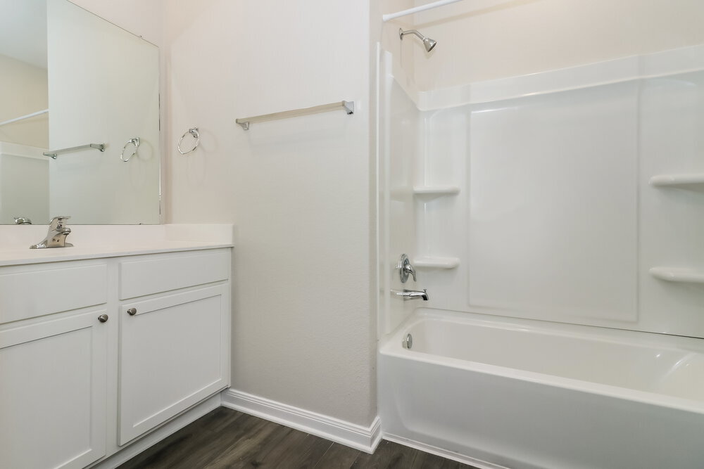 Building Photo - 412 Polly Grv Dr