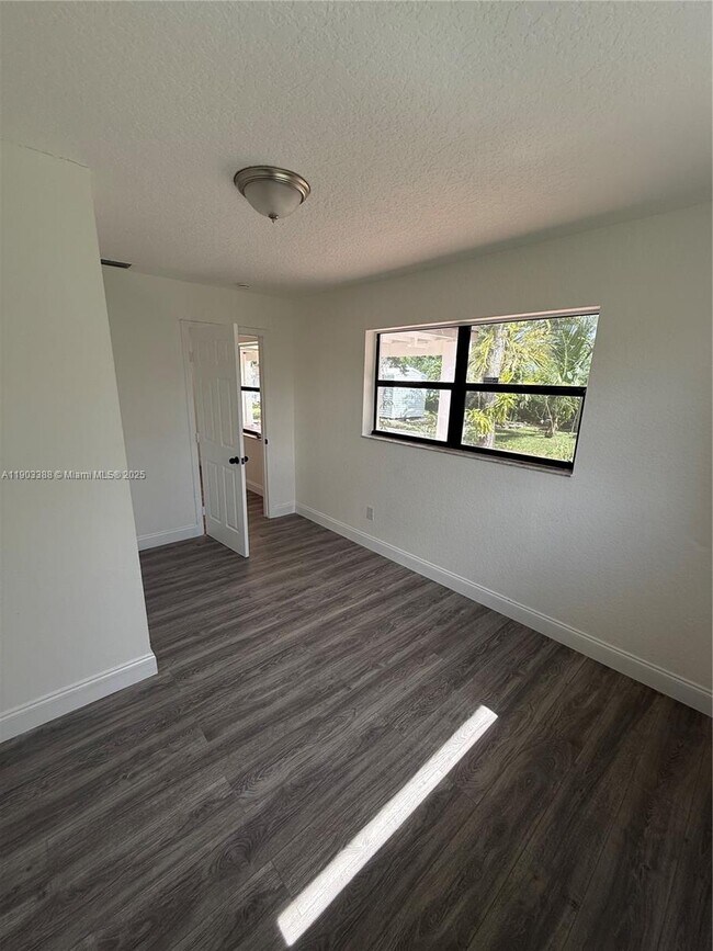 Building Photo - 28221 SW 162nd Ave