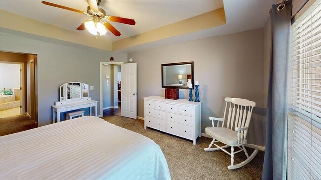 Building Photo - 1067 E Poplar St