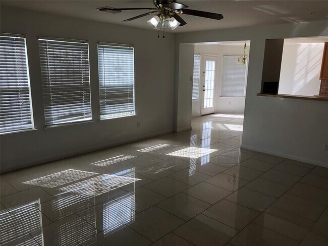 Building Photo - 8531 Ashford Green Ln
