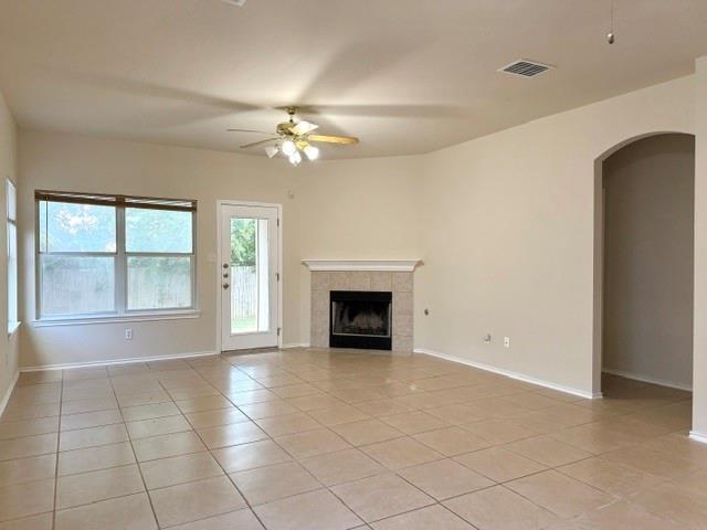 Building Photo - 908 N Creek Blvd