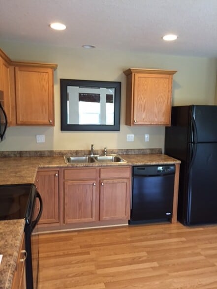Primary Photo - 3055 SW Arlan Ln