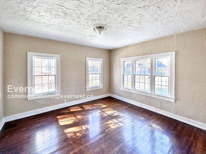 Building Photo - 1828 St Charles Ct SW