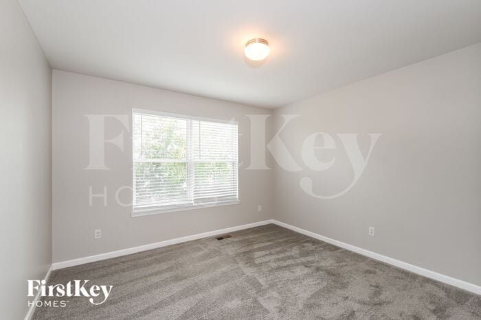 Building Photo - 106 Stewart Springs Dr