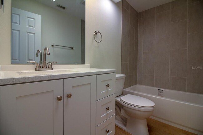 Building Photo - 1537 King Ave