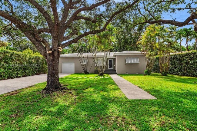 Building Photo - 7911 SW 55th Ave