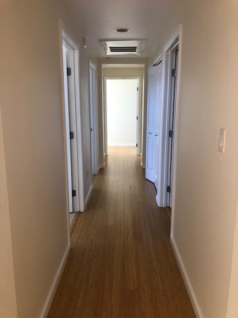 Building Photo - 20500 Town Center Ln