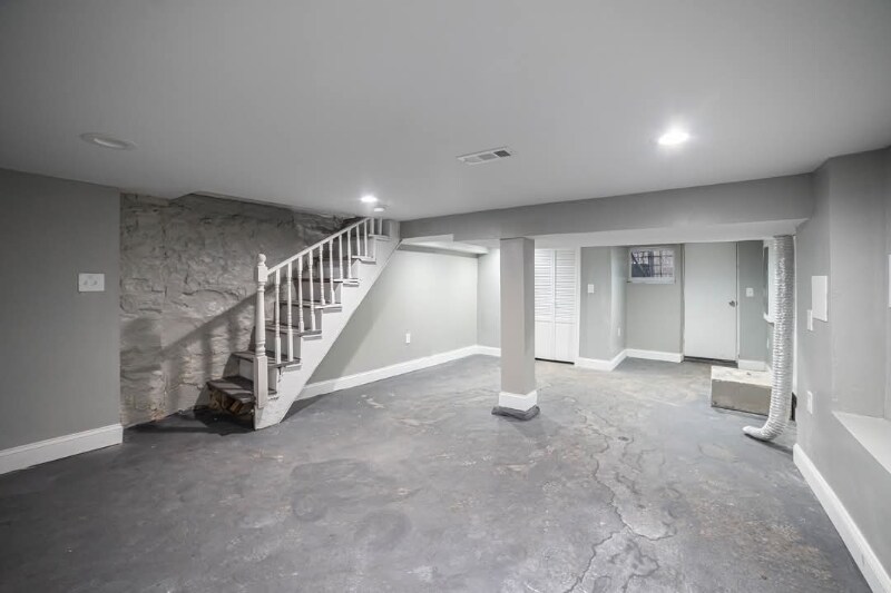 Building Photo - 3218 Elmley Ave