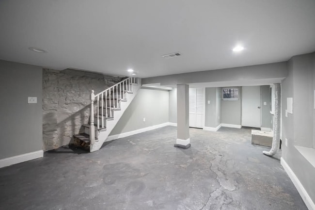Building Photo - 3218 Elmley Ave