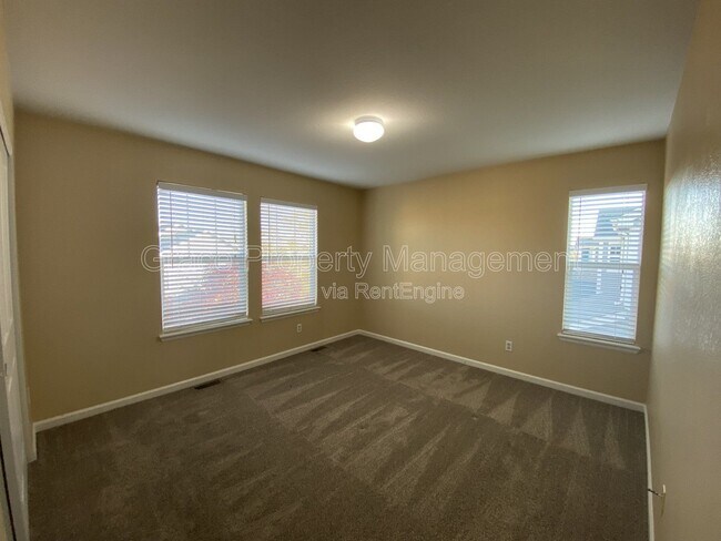Building Photo - 239 Bristlecone St