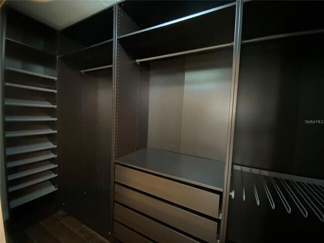 Building Photo - 2822 Candela Ct