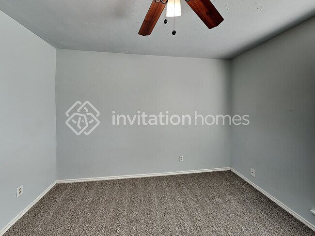 Building Photo - 5416 Rice Dr