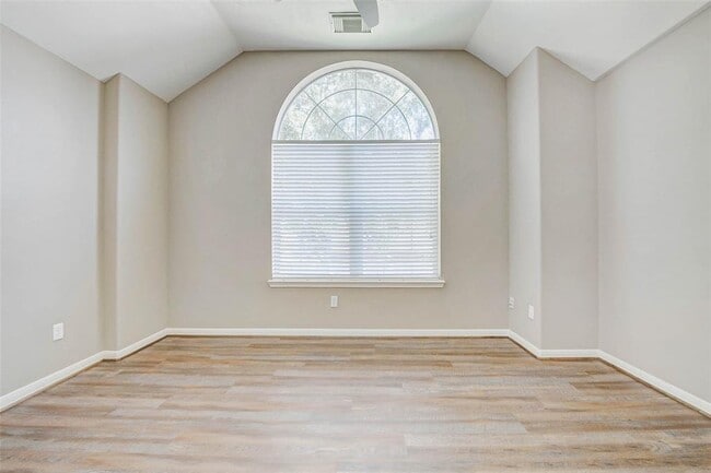 Building Photo - 26311 Sagewood Forest Dr