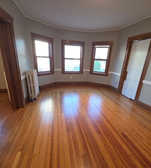 Building Photo - 6 Hoyle St