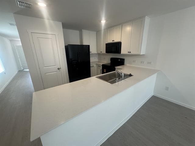 Building Photo - 423 Finch Cir