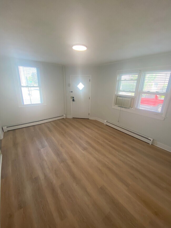 Building Photo - Bloom Partners