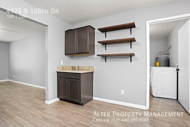 Building Photo - 4328 N 108th Dr