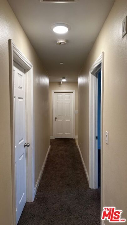 Building Photo - 1161 E 40th Pl