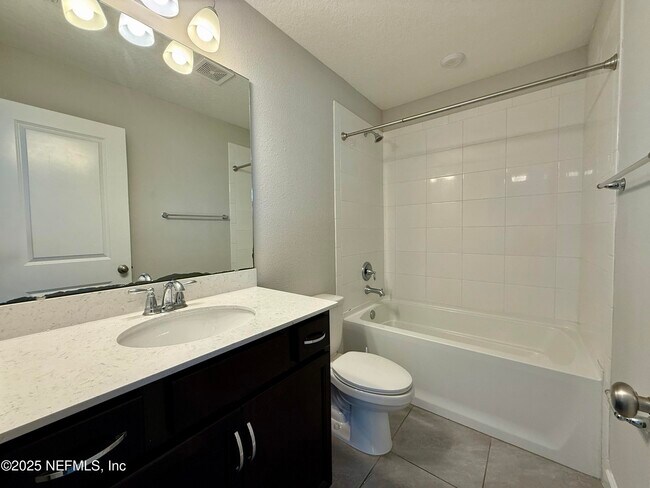 Building Photo - 505 Windwalker Dr