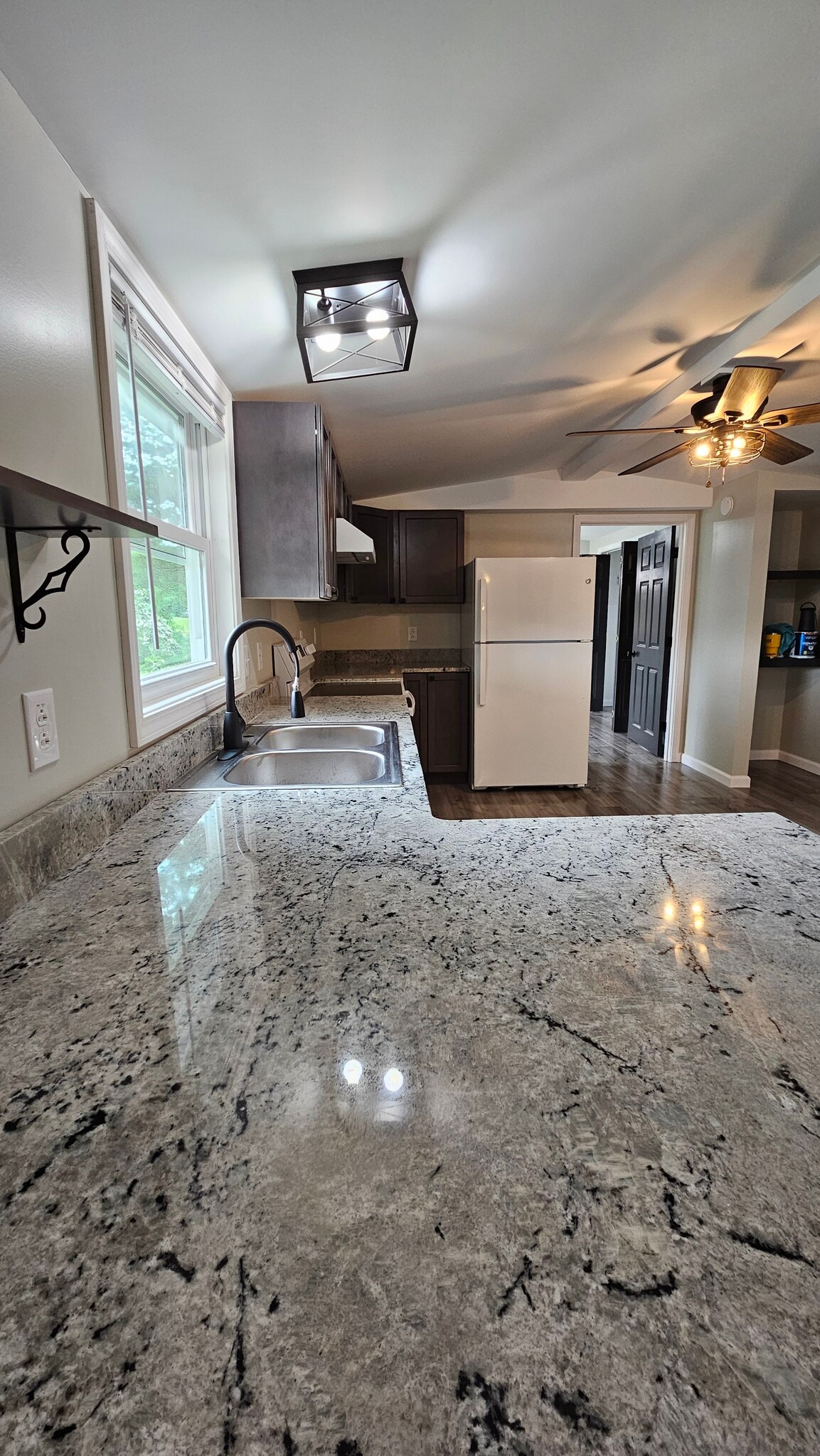 Granite Countertops - 139 Ashley Ln