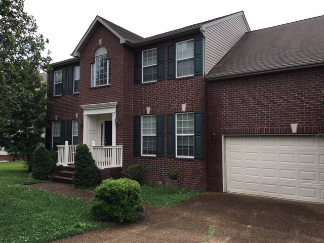Building Photo - 118 Grove Ln S