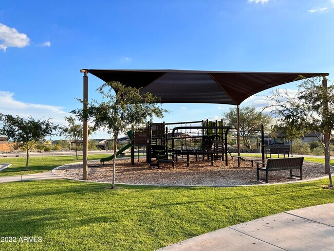 Building Photo - 31962 N 125th Ave