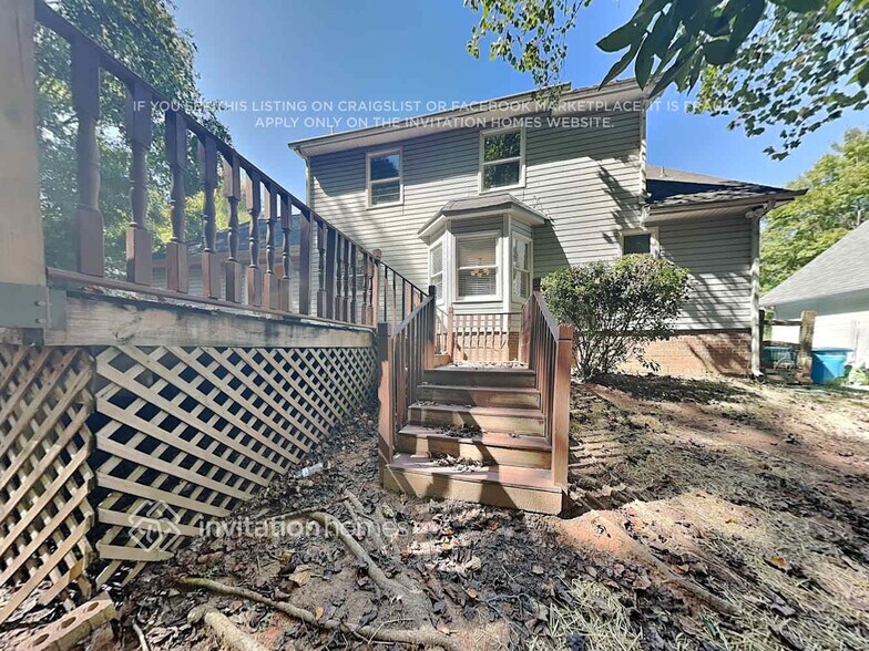Building Photo - 815 Brightmoor Dr