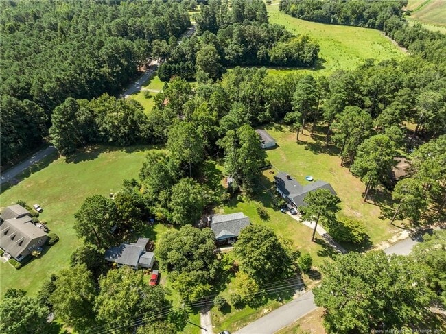 Building Photo - 13520 Oakwood Dr