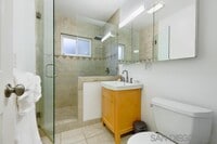 Building Photo - 829 Missouri St