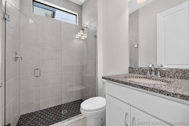 Building Photo - 9148 SW Esule Way