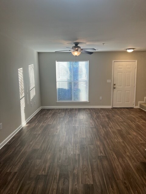 Building Photo - 25 Hamiltons Harbor Dr