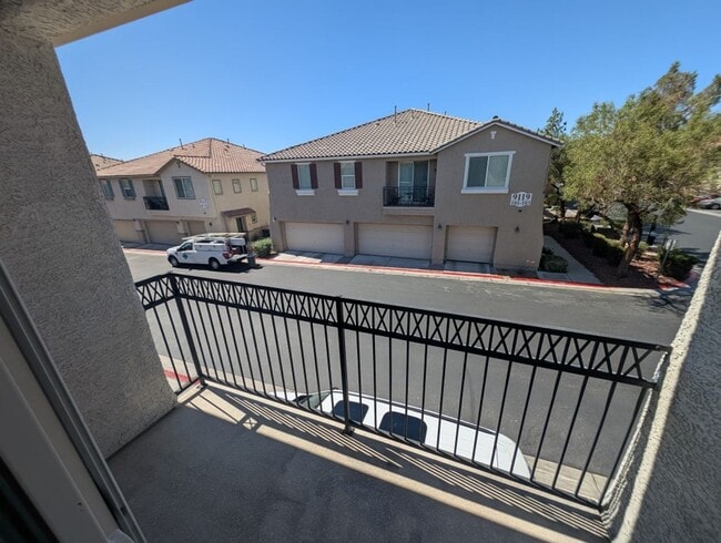 Building Photo - 9120 Alpine Grove Ave