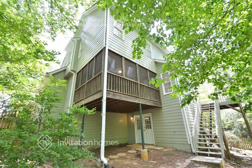 Building Photo - 1941 Hobson Ct SW