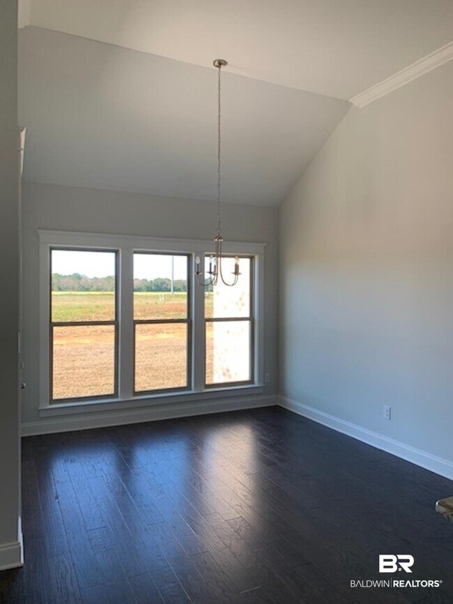 Building Photo - 916 Charleston Loop