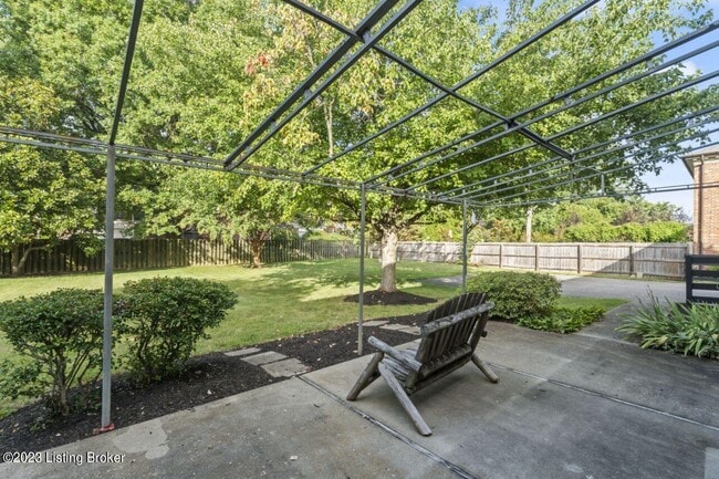 Building Photo - 3002 Lime Kiln Ln