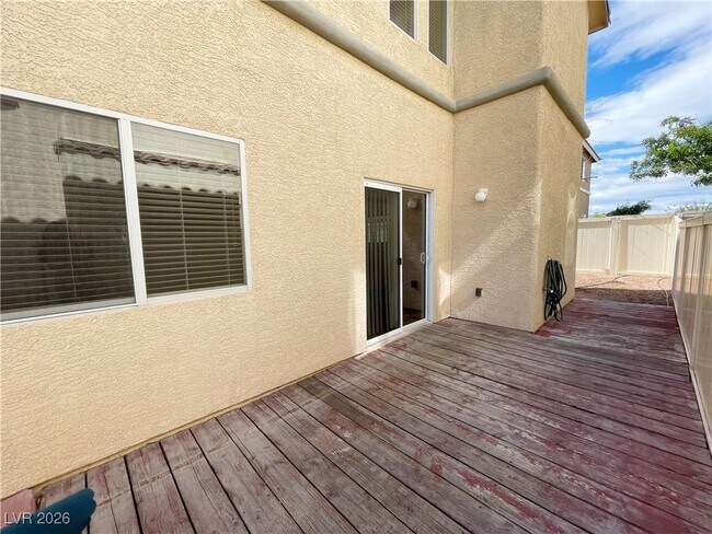 Building Photo - 1176 Claire Rose Ave