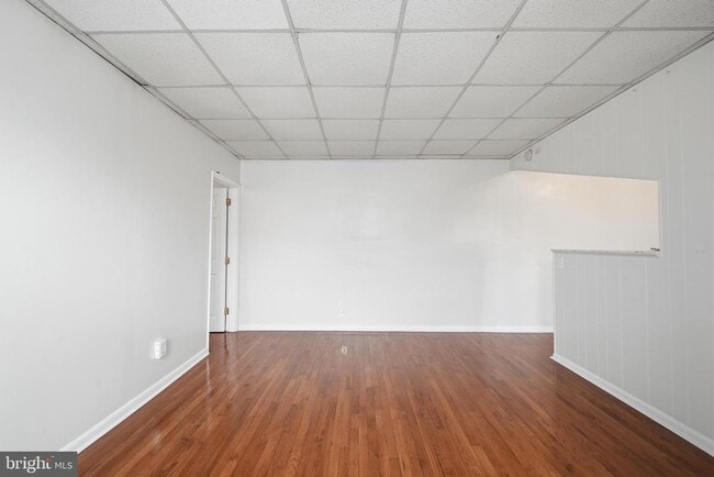 Building Photo - 2413 S 4th St