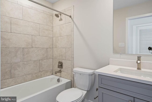 Building Photo - 31515 Deep Pond Ln