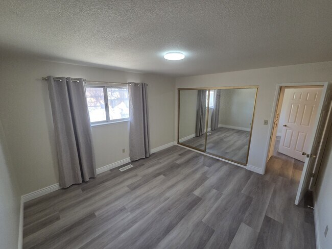 Building Photo - 6521 Flower St