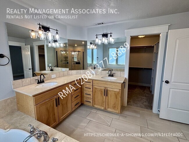 Building Photo - 5269 E Barber Station Way