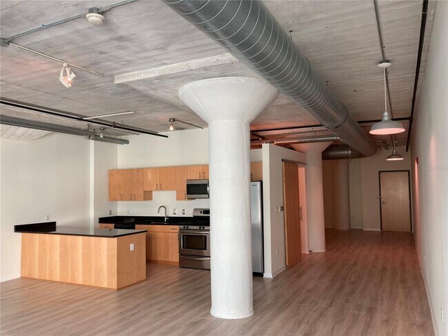 Building Photo - 101 N 12th St