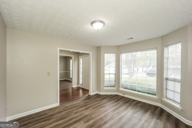 Building Photo - 8432 Cedar Creek Ridge