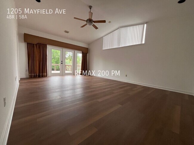 Building Photo - 1205 Mayfield Ave