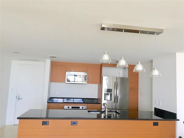 Building Photo - 50 Biscayne Blvd