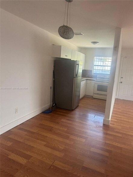 Building Photo - 78 NE 59th Terrace